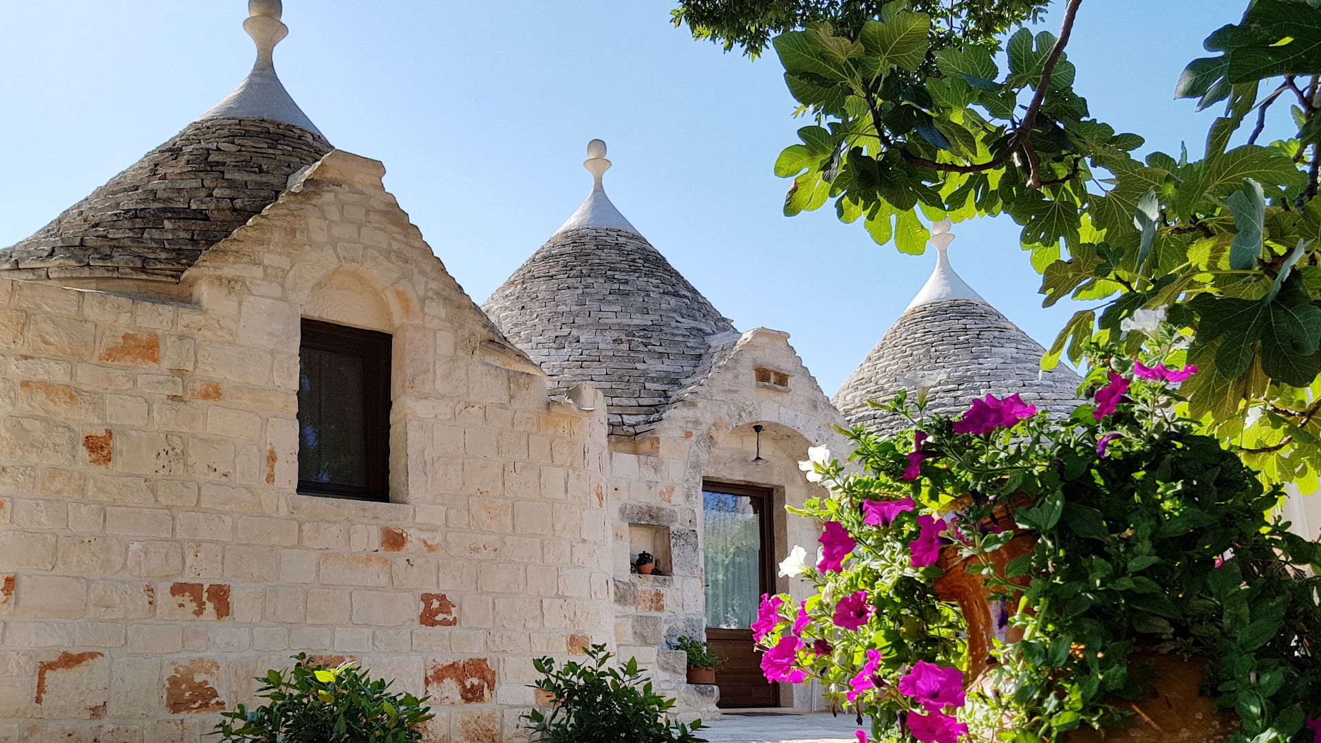 Almapetra Trulli Resort in Valle d'Itria Puglia