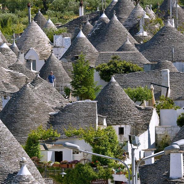 Alberobello Box